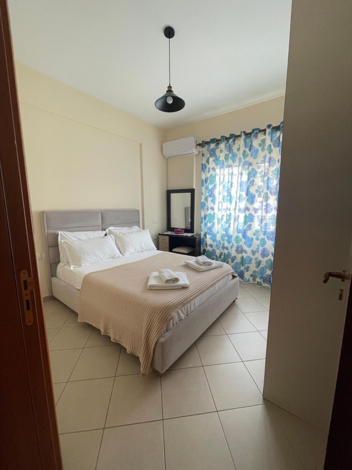 Ioanian Blue Apartament Himare Exteriör bild