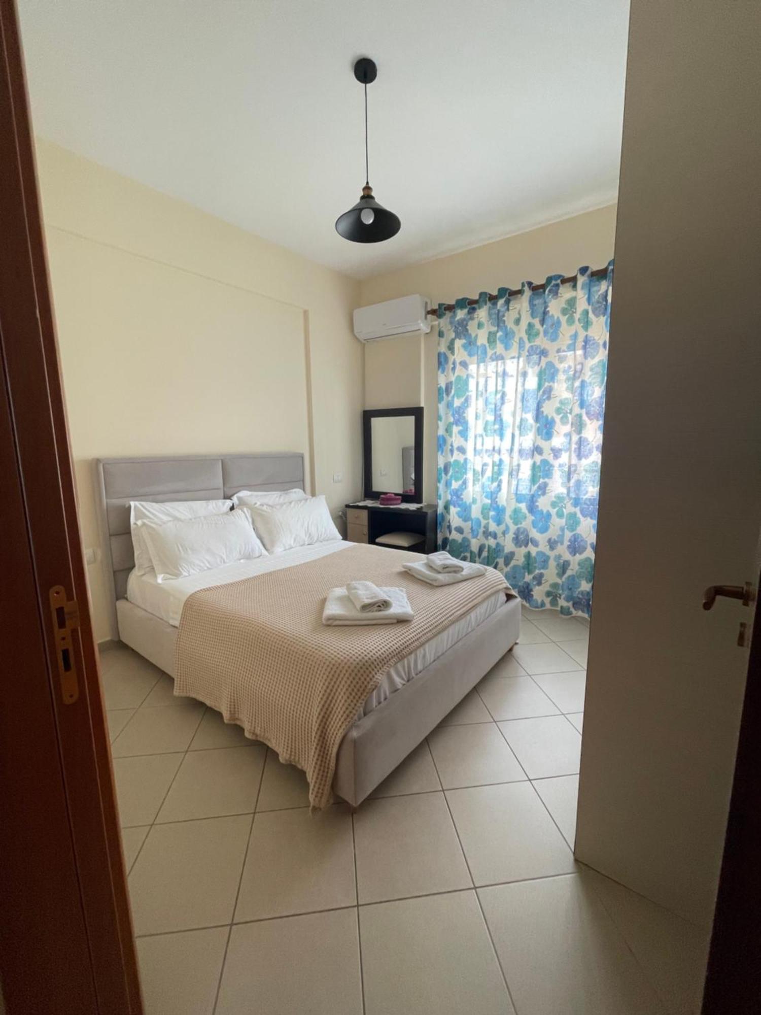 Ioanian Blue Apartament Himare Exteriör bild